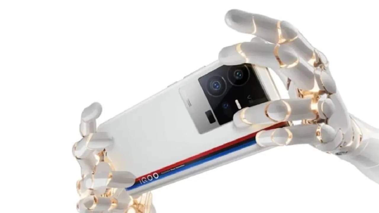 শক্তিশালী iQOO 11-র ভারতে এন্ট্রি, লো-লাইট ফটোগ্রাফির জন্য V2 ইমেজিং চিপ, দাম 59,999 টাকা