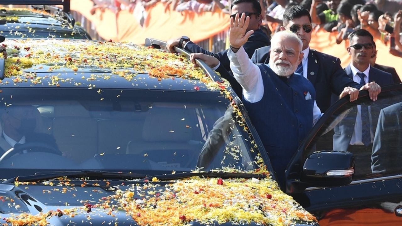 PM Modi Road Show: সোমবার রাজধানীতে 'মোদি-ম্যাজিক', প্রধানমন্ত্রীর রোড শো ঘিরে বাড়ছে উন্মাদনা