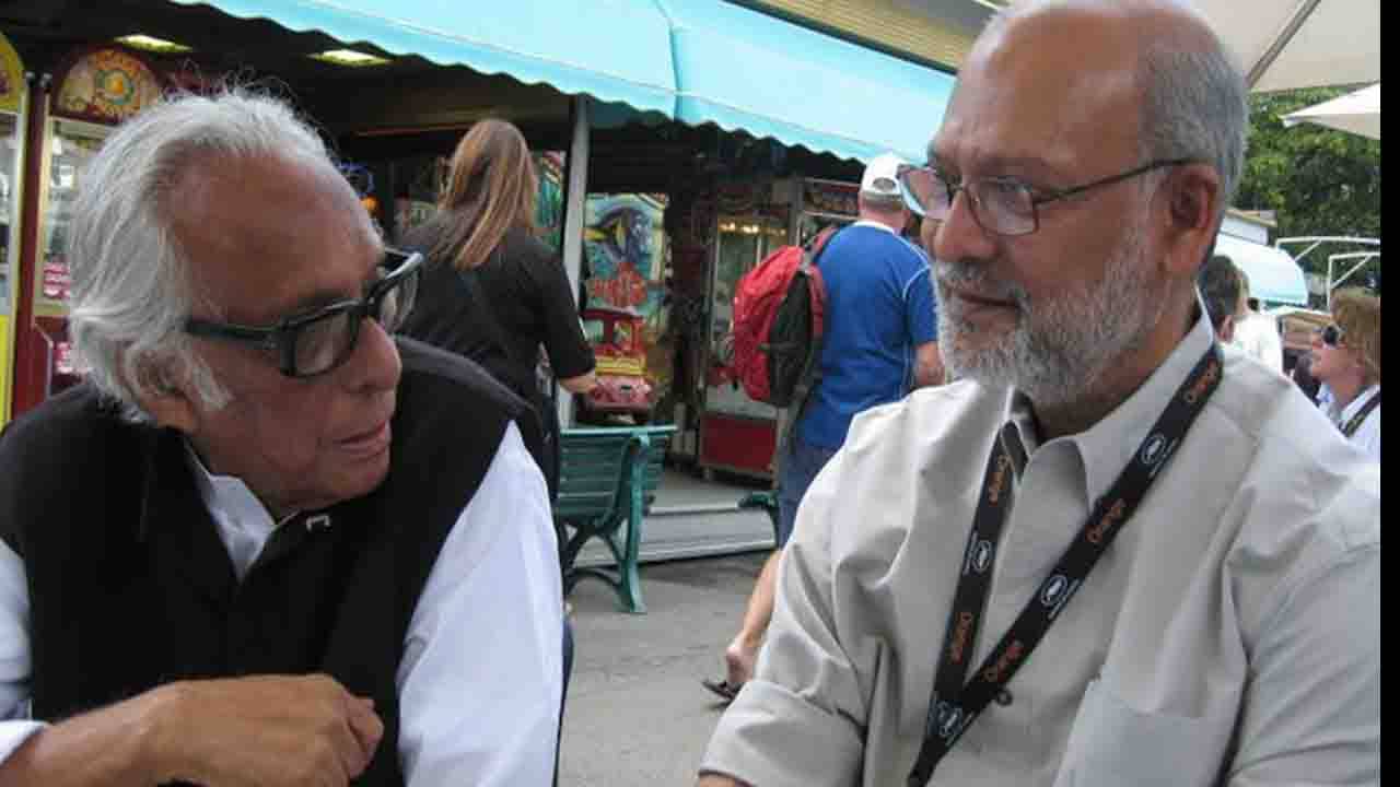 Mrinal Sen: আমার নাম করে মিথ্যা কথা বলে ফোন নম্বর চাইছে কিছু খারাপ লোক, বিস্ফোরক মৃণালপুত্র কুণাল