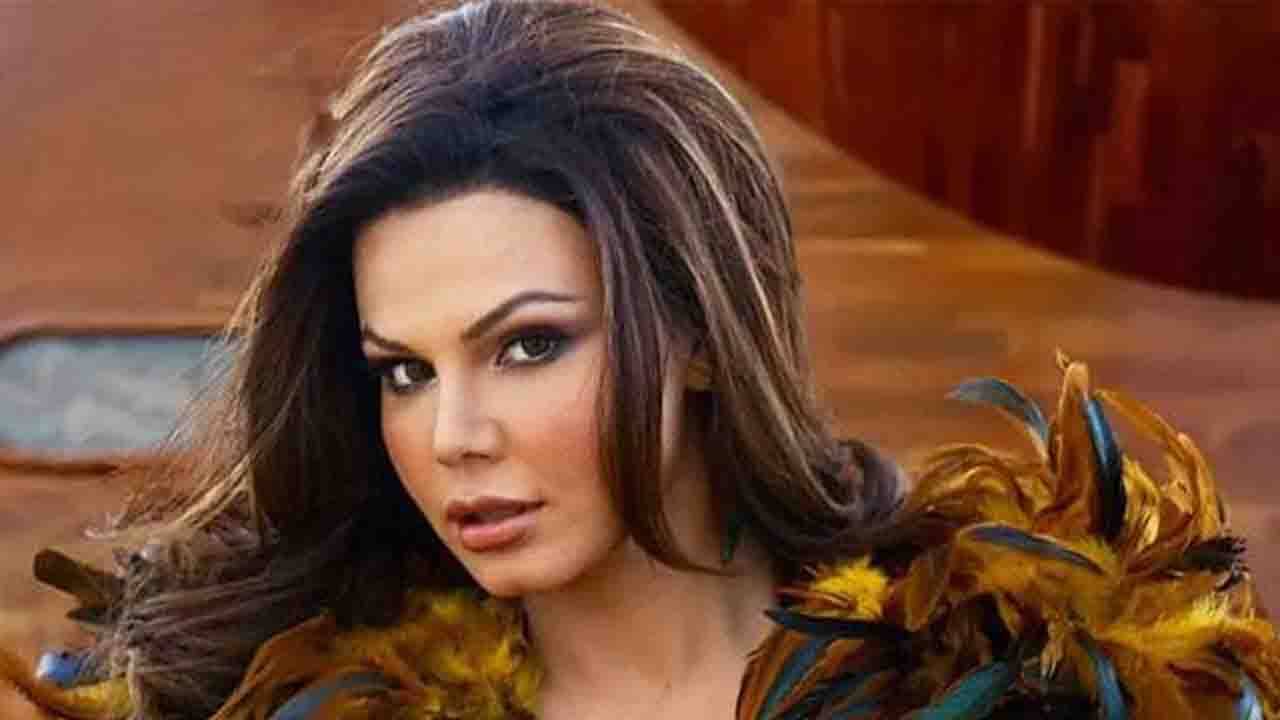 Rakhi Sawant Detained: আটক রাখি সাওয়ান্ত; শার্লিন চোপড়ার এফআইআরের ভিত্তিতে পুলিশের হাতে অভিনেত্রী