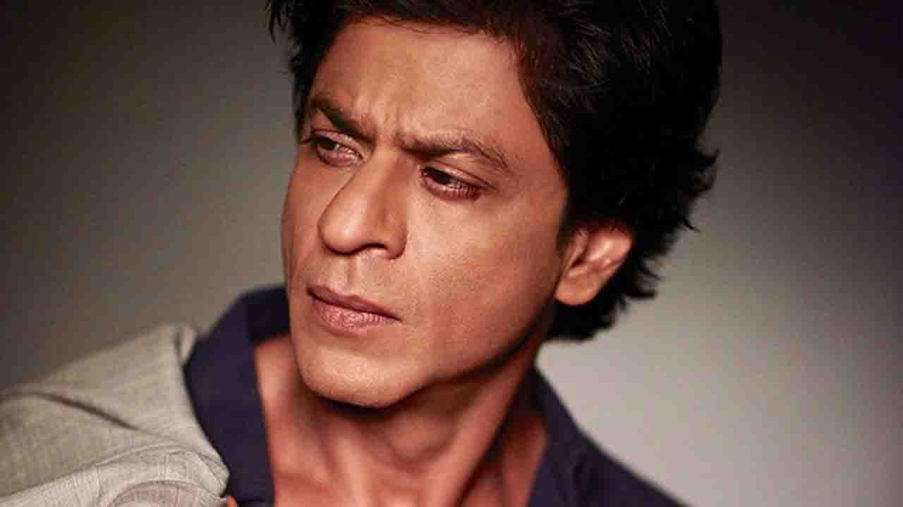 Shah Rukh Khan: পাল্টে গেছেন শাহরুখ, 'ডানকি'র সেটে কিং-কে দেখে চমকে গেলেন পরিচালক