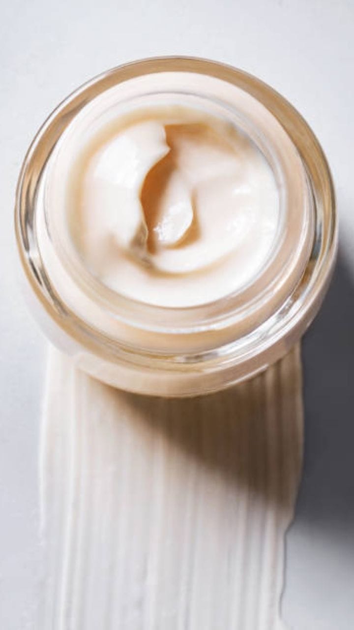 স্লিপ মাস্ক ব্যবহারের বাড়ে কি ত্বকের জেল্লা? TV9Bangla Heres The