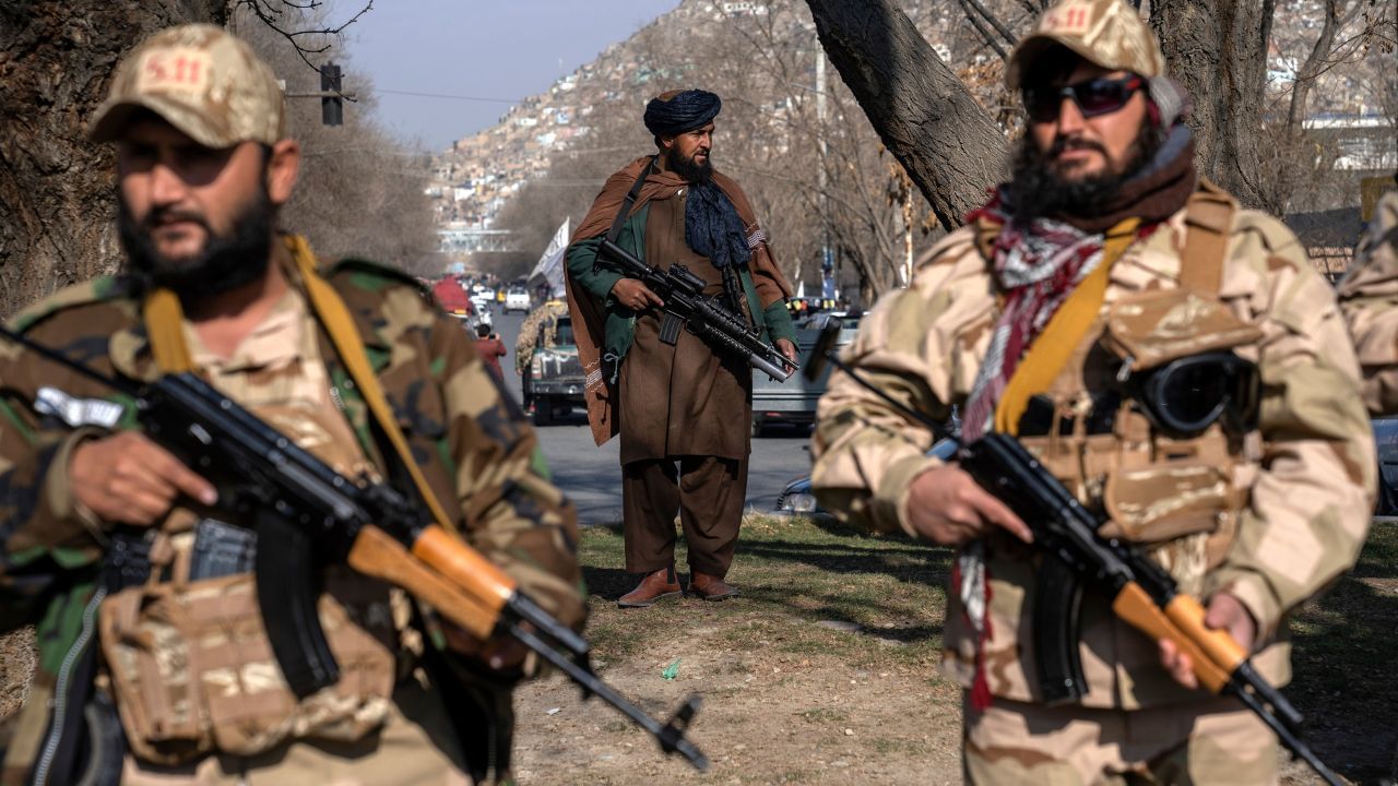 Taliban 2.0 : সন্তান-আত্মীয়দের চাকরি থেকে ছাঁটাই করতে আধিকারিকদের নির্দেশ তালিবানের