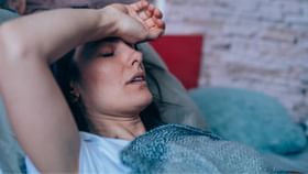 Anemia: খিদে নেই, সারাদিন ধরে ঘুম পায়? আপনি রক্তাল্পতায় আক্রান্ত নন তো! Anemia: খিদে নেই, সারাদিন ধরে ঘুম পায়? আপনি রক্তাল্পতায় আক্রান্ত নন তো!
