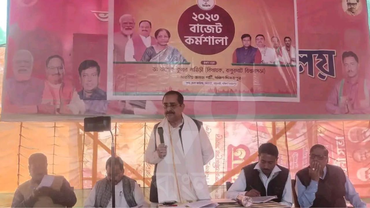 Ashok Lahiri সহজসরল ভাষায় মানুষের দুয়ারে কীভাবে পৌঁছাবে নির্মলার