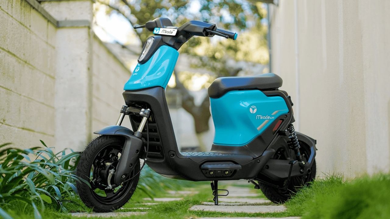 Bajaj Yulu E-Scooters: বাম্পার লুক ও ফিচার্স, Bajaj-এর সঙ্গে জুটি বেঁধে কম দামি ই-স্কুটার নিয়ে এল Yulu