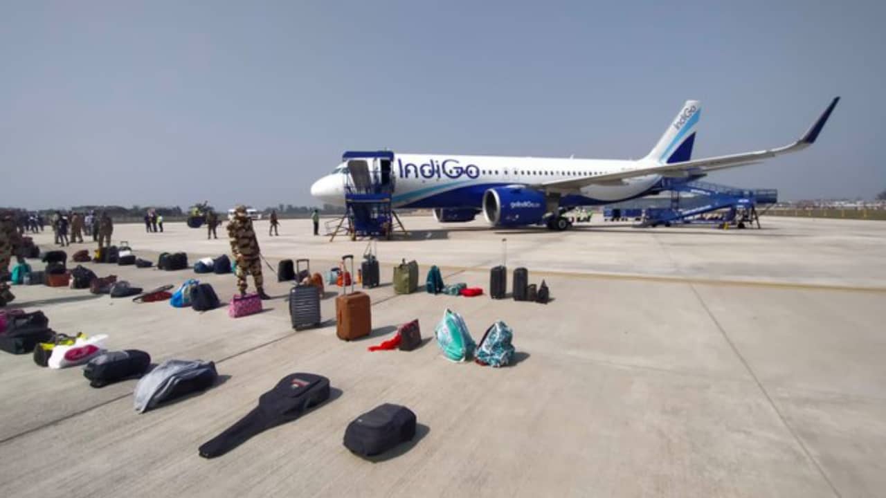 IndiGo: ইন্ডিগোর বিমানে বোমা হুমকি, তড়িঘড়ি ঘুরিয়ে দেওয়া হল লখনউয়ের দিকে