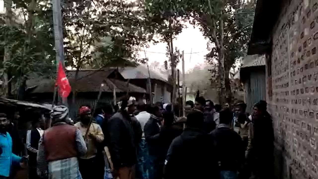 TMC vs CPIM : সিপিএমের সভায় তৃণমূলের বিরুদ্ধে হামলার অভিযোগ, ব্যাপক উত্তেজনা তুফানগঞ্জে