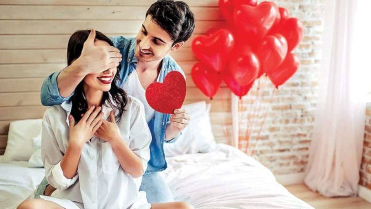 Chanakya Niti: প্রেম হাবুডুবু খাচ্ছেন? সম্পর্কে থাকলে কোন কোন বিষয়ে মাথায় রাখবেন, বলছে চাণক্য নীতি