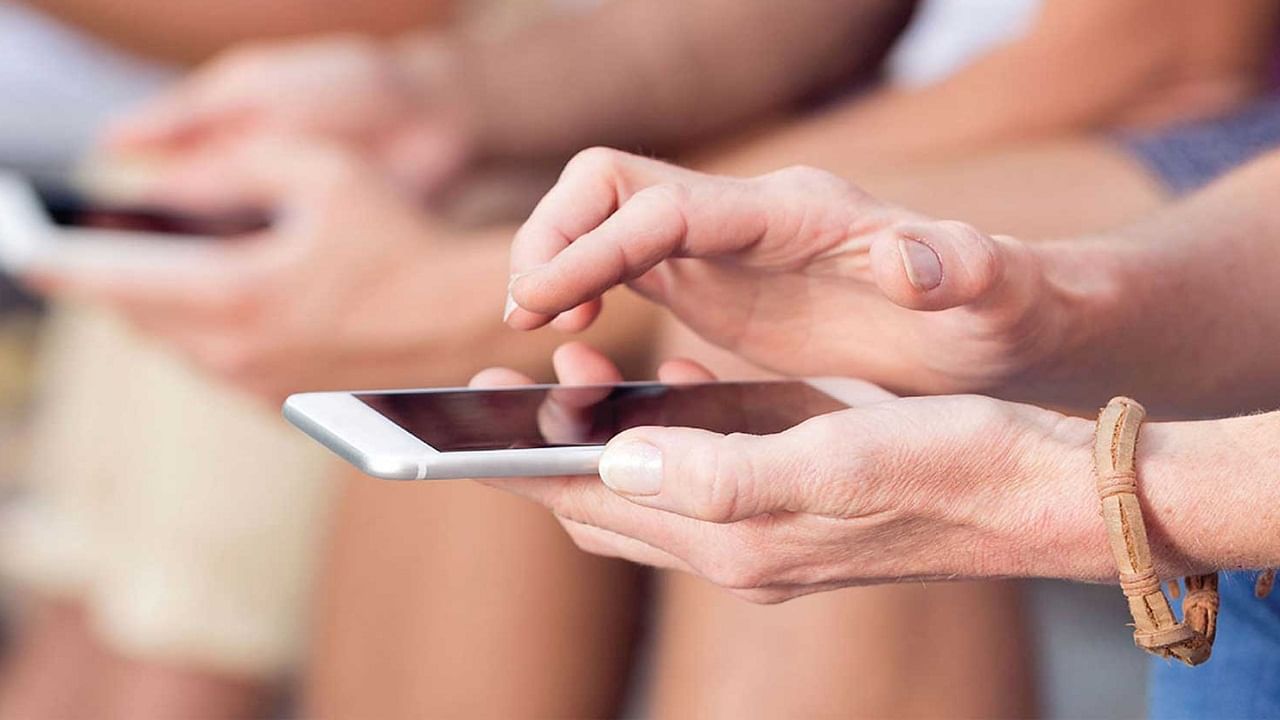 Flash Message-এর জ্বালায় জর্জরিত? এই সহজ টোটকায় Airtel-Vi গ্রাহকদের মিলবে রেহাই Flash Message-এর জ্বালায় জর্জরিত? এই সহজ টোটকায় Airtel-Vi গ্রাহকদের মিলবে রেহাই