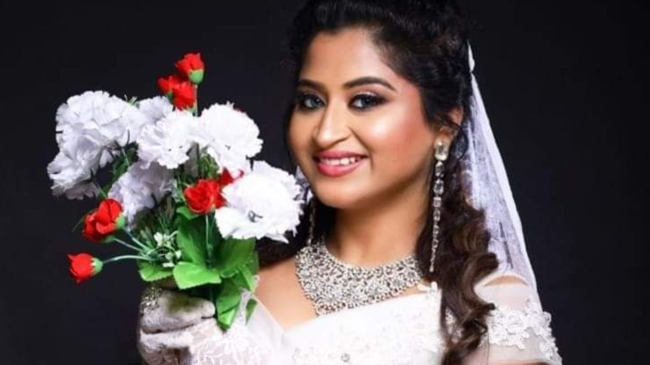 সূত্রের খবর, তাপস মণ্ডলের হয়ে যখন গোপাল দলপতি কাজ করা শুরু করেন,তখন তাঁর হাতে প্রচুর টাকা আসে। তখনই হৈমন্তীর সঙ্গে গোপালের আলাপ হয়। তাঁদের মধ্যে ঘনিষ্ঠ সম্পর্ক তৈরি হয়। তাঁরা পরবর্তীকালে বিয়ে করেন। তবে গোপাল আরমান গঙ্গোপাধ্যায় নাম নেওয়ার আগেই হৈমন্তীর সঙ্গে তাঁর সম্পর্ক ছিন্ন হয়েছিল। 

