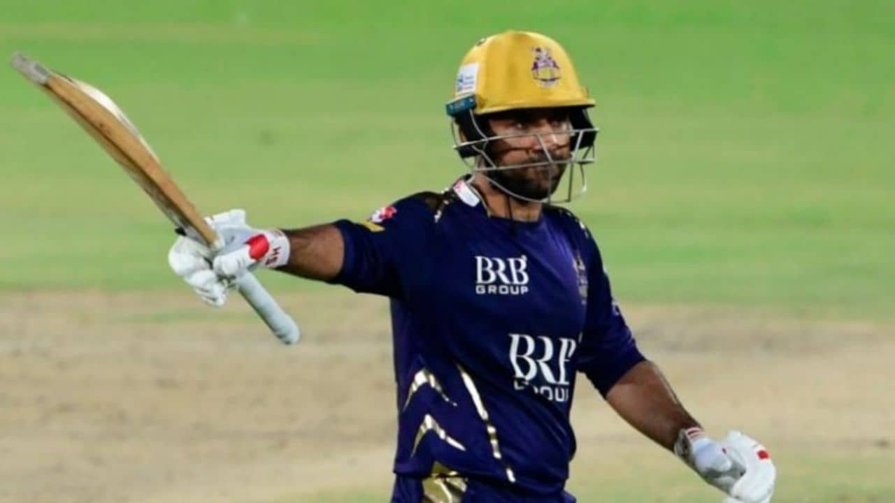 Iftikhar Ahmed: এক ওভারে ৬ ছক্কা! যুবরাজকে ছুঁয়ে ফেললেন পাক ক্রিকেটার