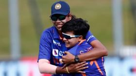 Jhulan Goswami: উইমেন্স প্রিমিয়ার লিগে মুম্বই ফ্র্যাঞ্চাইজিতে ঝুলন, নিলাম কবে জানেন? Jhulan Goswami: উইমেন্স প্রিমিয়ার লিগে মুম্বই ফ্র্যাঞ্চাইজিতে ঝুলন, নিলাম কবে জানেন?