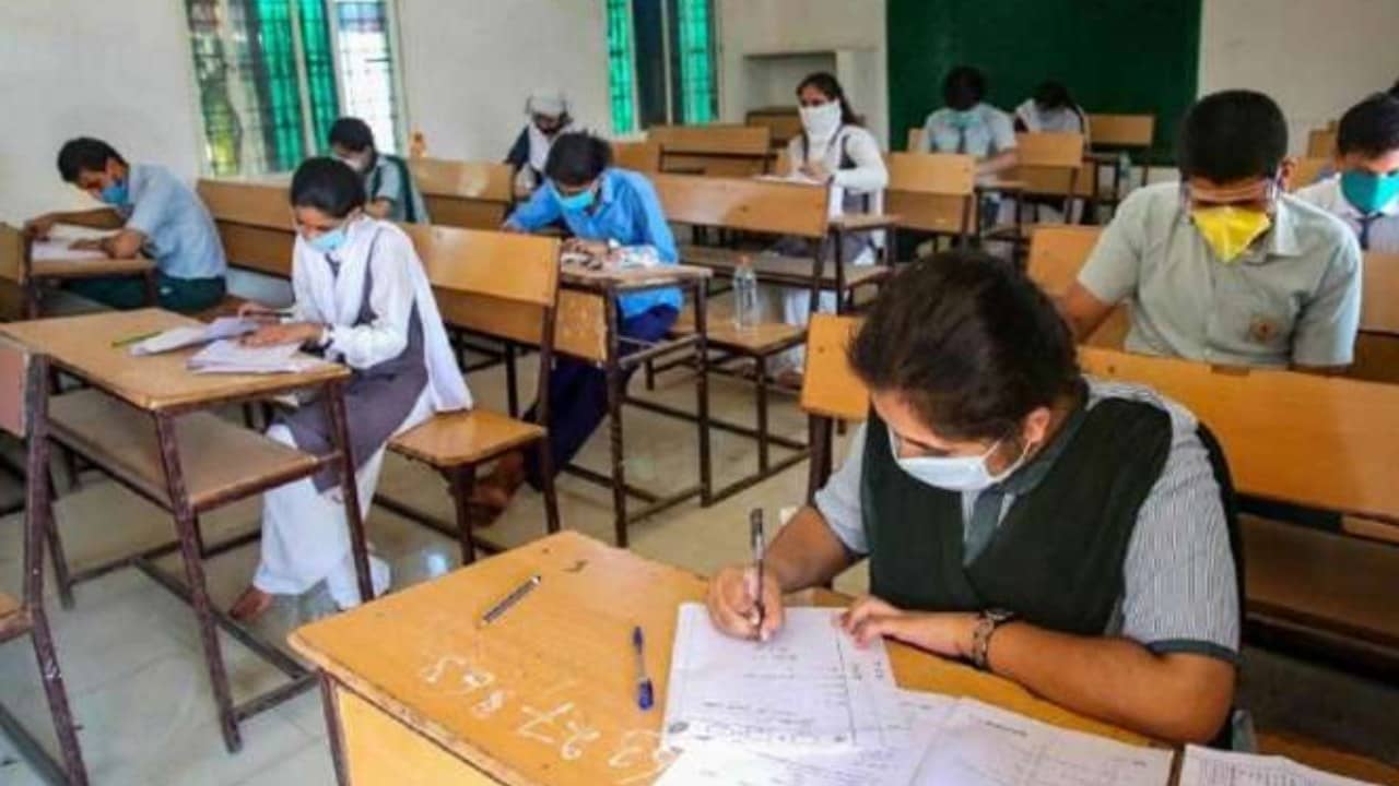 Madhyamik Result 2023: বাংলার কোন জেলা অঙ্কে ভাল, কোন জেলা ভূগোলে,  মাধ্যমিকে কোন বিষয়ে মাত করল আপনার জেলা?