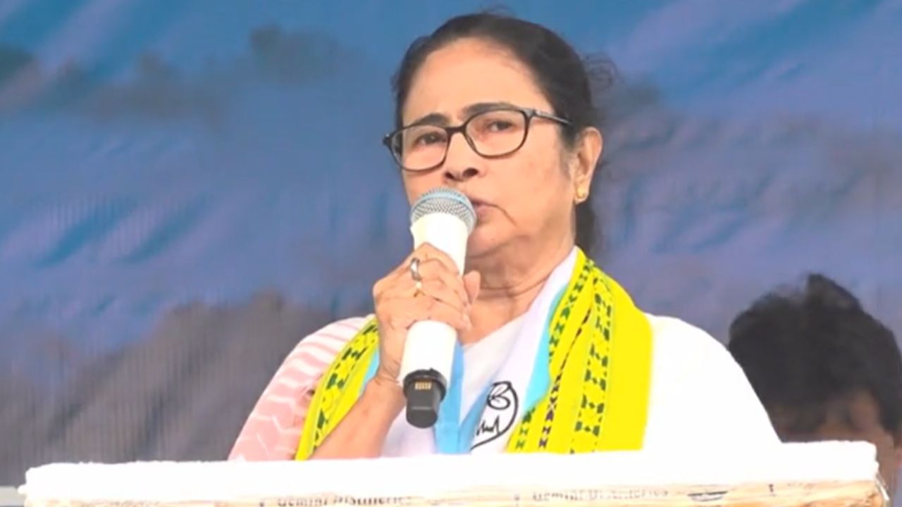 Mamata Banerjee: 'বাংলা আর ত্রিপুরা ভাই-বোন', পশ্চিমবঙ্গের উন্নয়নের ভাগ ত্রিপুরাবাসীকে দেওয়ার প্রতিশ্রুতি মমতার