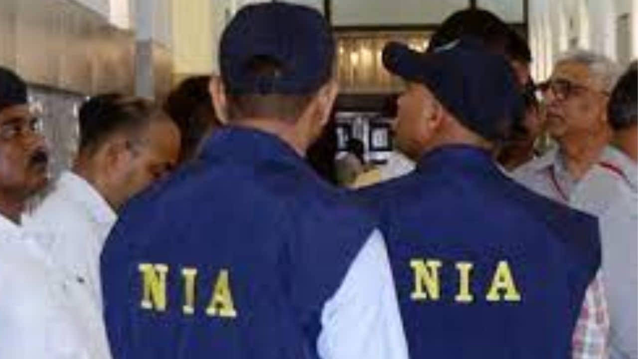 NIA Raid: ভিডিয়োর মাধ্যমে মগজ ধোলাই, ISIS সহানুভূতিশীলদের খোঁজে ৩ রাজ্যের ৬০ জায়গায় তল্লাশি অভিযান NIA-র