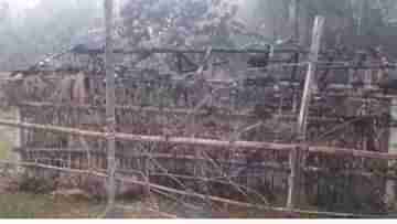 Nandigram TMC: ভোর রাতে অতর্কিতে বোমাবাজি, বেরিয়ে আসতেই দেখি জ্বলছে বাড়ি, নন্দীগ্রামে তৃণমূল কর্মীর বাড়িতে অগ্নি সংযোগের অভিযোগ