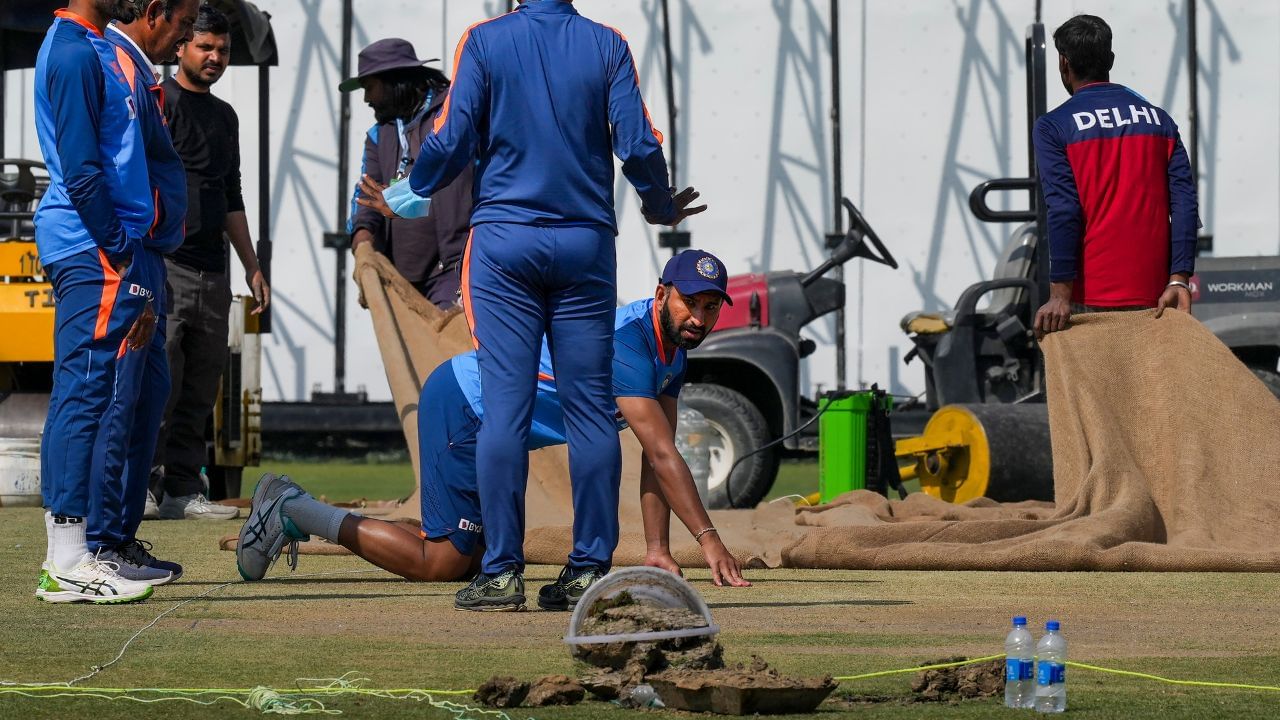 মাইলফলকের ম্য়াচে পূজারার নজর দলের উপরই। পরিষ্কার জানিয়েছেন, মাইলফলক নিয়ে উত্তেজিত হলেও মূল ফোকাস দলে অবদান রাখার দিকে।