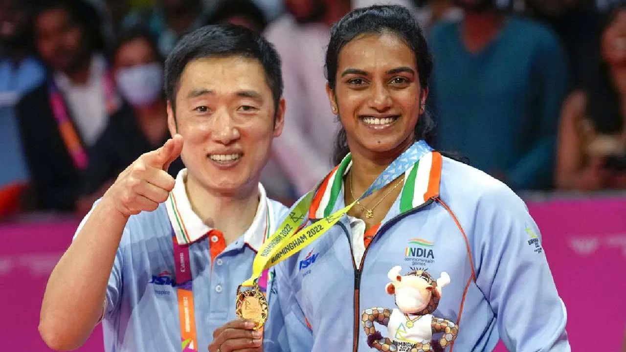 PV Sindhu coach: প্রায় তিন বছরের সম্পর্কে ইতি টানলেন পিভি সিন্ধু