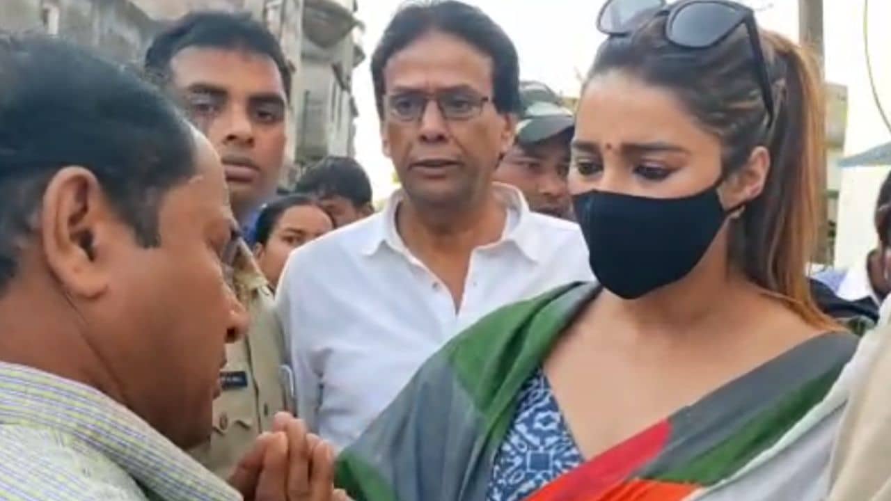 Sayantika Banerjee: ওরা নিজের লোক, সেই কারণেই বলবে..., এলাকা পরিদর্শনে গিয়ে ফের ক্ষোভের মুখে সায়ন্তিকা