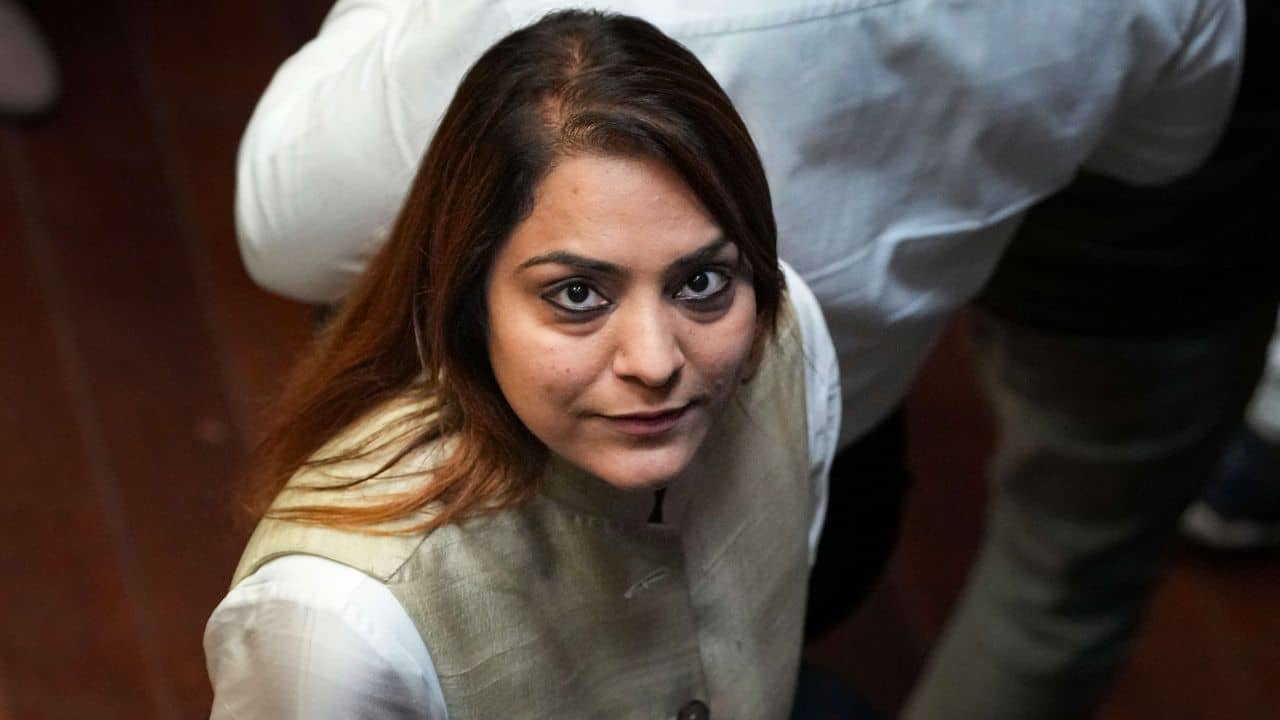 Delhi Mayor Election: মেয়র নির্বাচনেও ঝাড়ুর ঝড়, দিল্লির নতুন মেয়র হচ্ছেন শেলি ওবেরয়