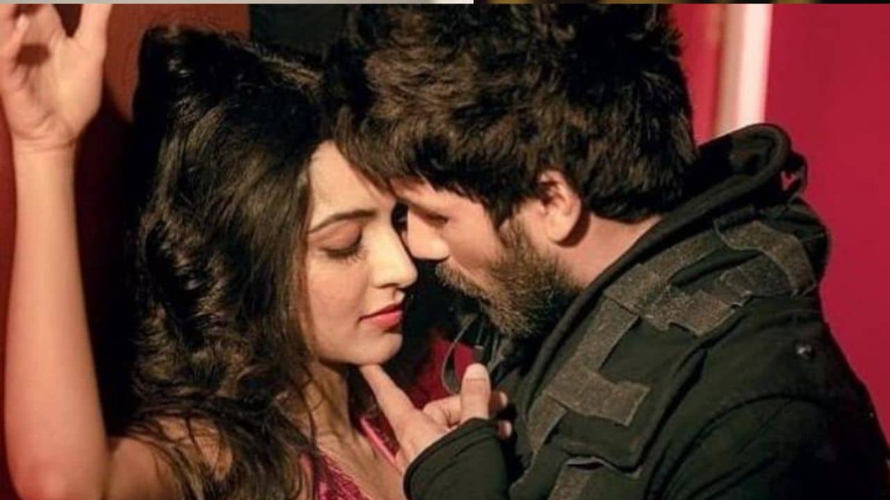 Kiara-Sidharth Marriage:বিয়েতে মদ্যপ প্রেমিককে ডাকলেন কিয়ারা, দাঁড়িয়ে দেখবেন সিদ্ধার্থ?