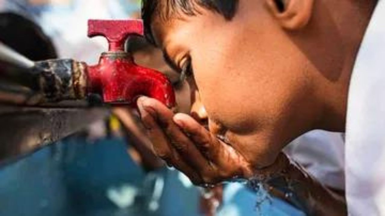 Basirhat Drinking Water: আর্সেনিকের বিষজল আর নয়, স্বাধীনতার ৭৫ বছর পর বসিরহাটের গ্রামে ঢুকল পরিশ্রুত পানীয় জল
