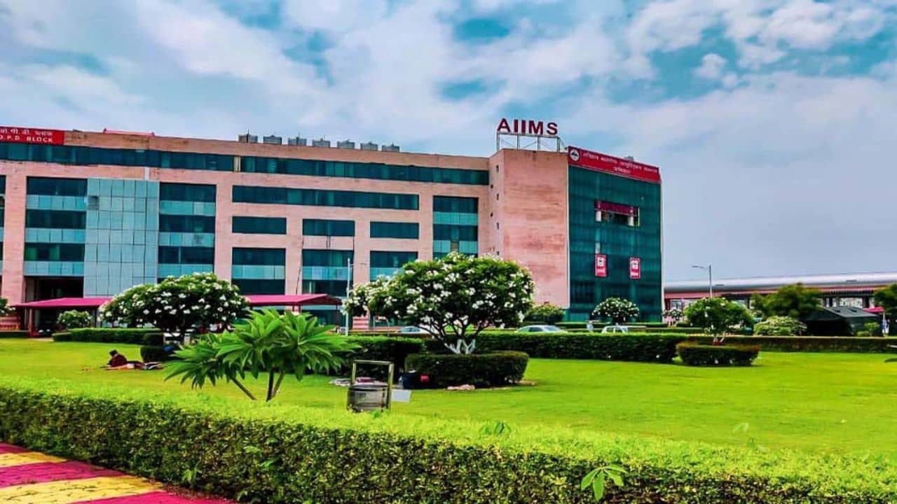 AIIMS Recruitment 2023: লোভনীয় বেতন, এইমসে চলছে কর্মী নিয়োগ, আবেদন করুন এখনই