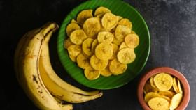 Banana Chips: জীবন থেকে আলু বাদ বলে কলার চিপসে মজেছেন? ঠিক করছেন তো! Banana Chips: জীবন থেকে আলু বাদ বলে কলার চিপসে মজেছেন? ঠিক করছেন তো!