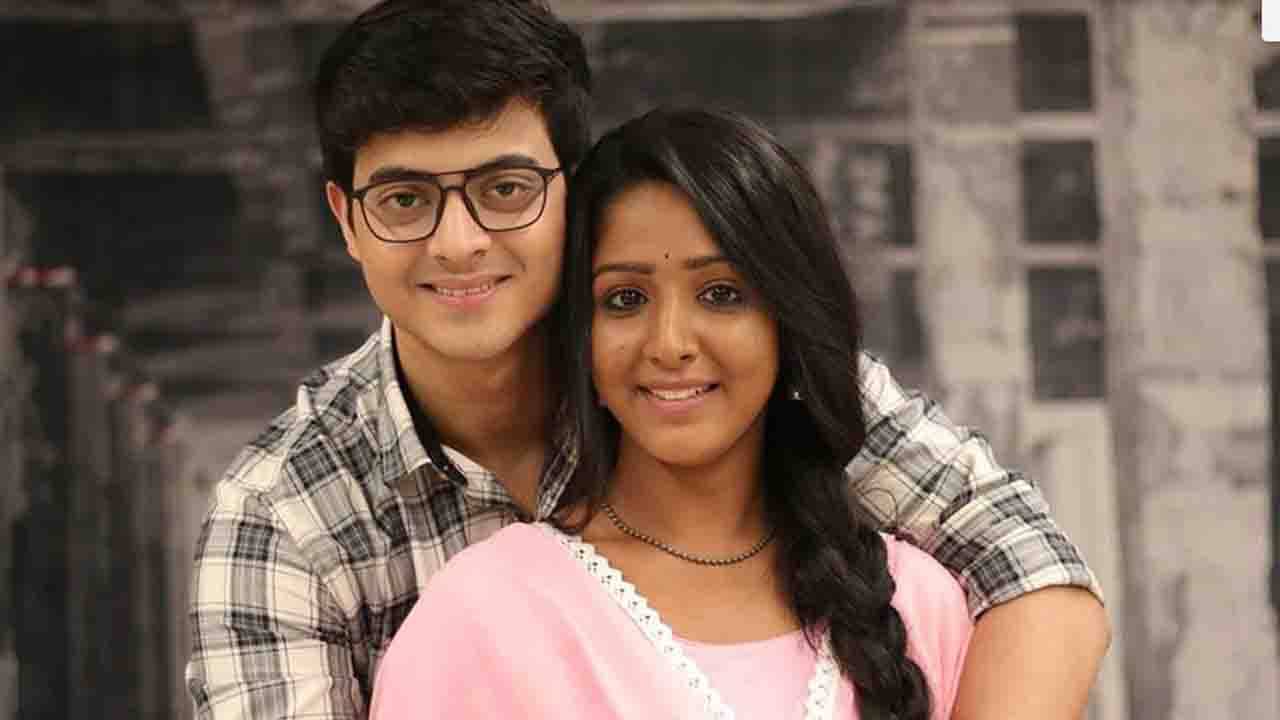 Anurager Chowa: ধাপে-ধাপে কমছে অনুরাগের ছোঁয়ার টিআরপি স্কোর; এক নম্বর জায়গা হারানোর ক্ষেত্রে কতখানি চাপে শিল্পীরা?