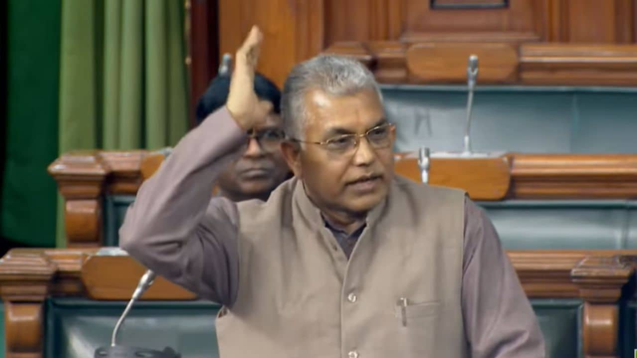 Dilip Ghosh: আমি এমন একটা রাজ্য থেকে আসি যেখানে শৌচালয়ের টাকাও আত্মসাৎ হয় : দিলীপ