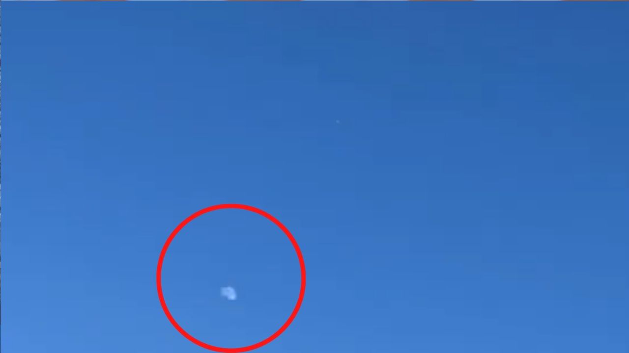 Suspicious Flying Object Shot down: আলাস্কার পর কানাডা! ২৪ ঘণ্টার মধ্যেই দ্বিতীয় 'রহস্যজনক উড়ন্ত বস্তু'র দেখা, আসলে হচ্ছেটা কী?