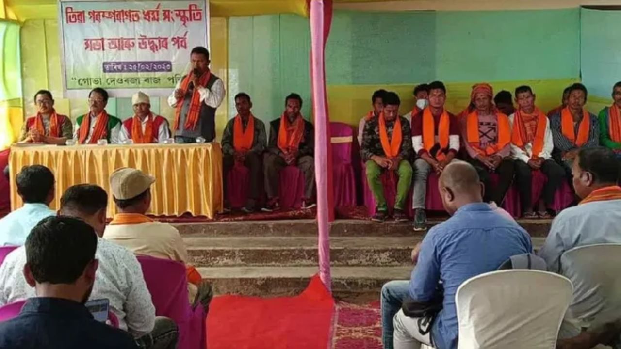 Ghar Wapsi: 'ঘর ওয়াপসি': ১৪২ জন ধর্মান্তরিত খ্রীস্টান ফিরে এলেন হিন্দু ধর্মে
