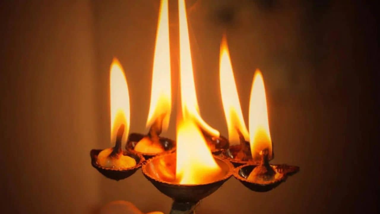 Holi 2023: আগামী ৮ দিন ভুলেও এই কাজগুলি নয়! করলেই জীবনে নেমে আসবে ঘোর অন্ধকার