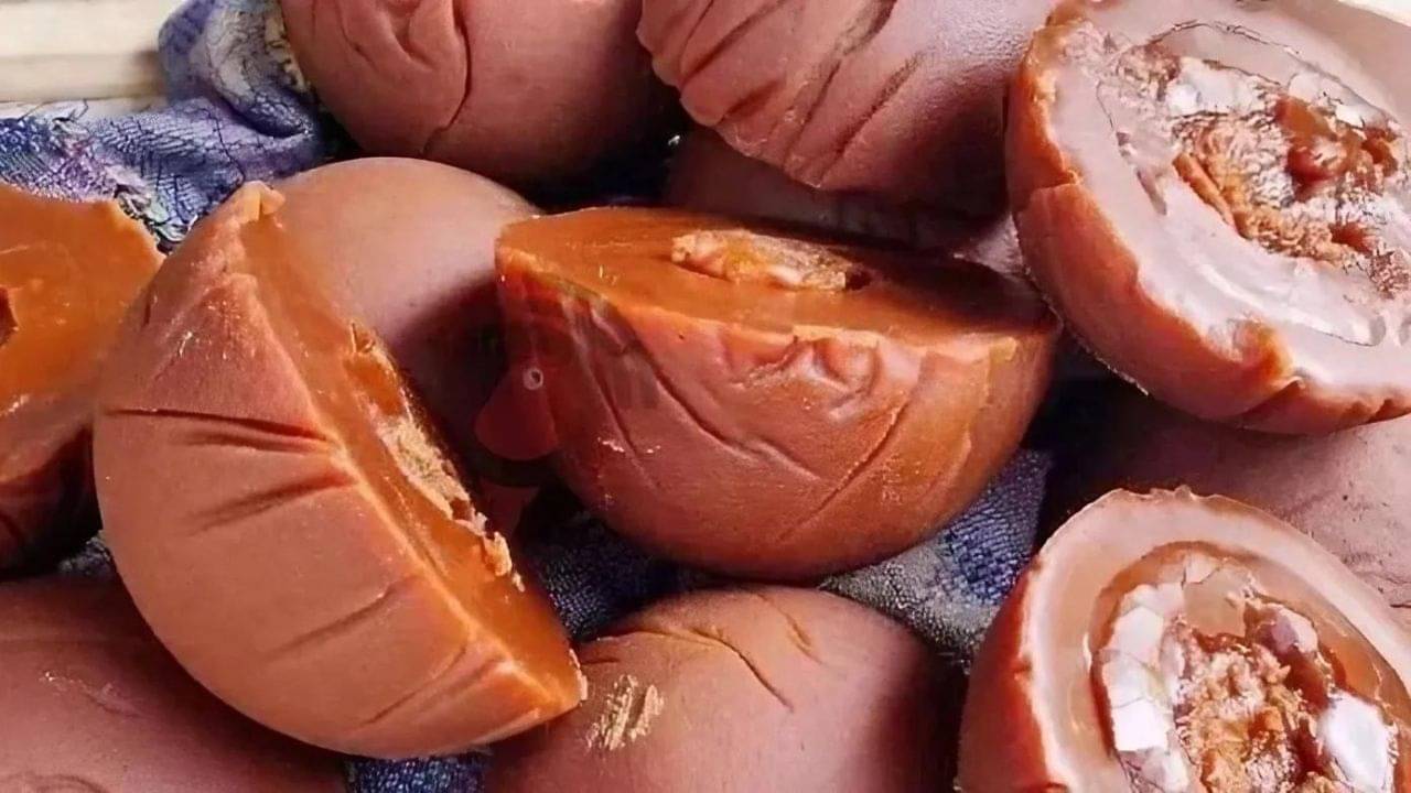 Jaggery Remedies: নলেন নাকি আখের গুড়! জ্যোতিষমতে, গুড়ের এই প্রতিকারেই হবে সব সমস্যার  মুশকিল আসান