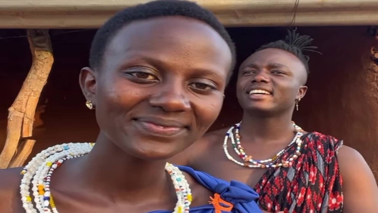 Viral Video: পাঠানের বেশরম রং গায়ে মাখলেন কিলি-নিমা, গান শুনে মোহিত ভারতীয় ফ্যানেরা