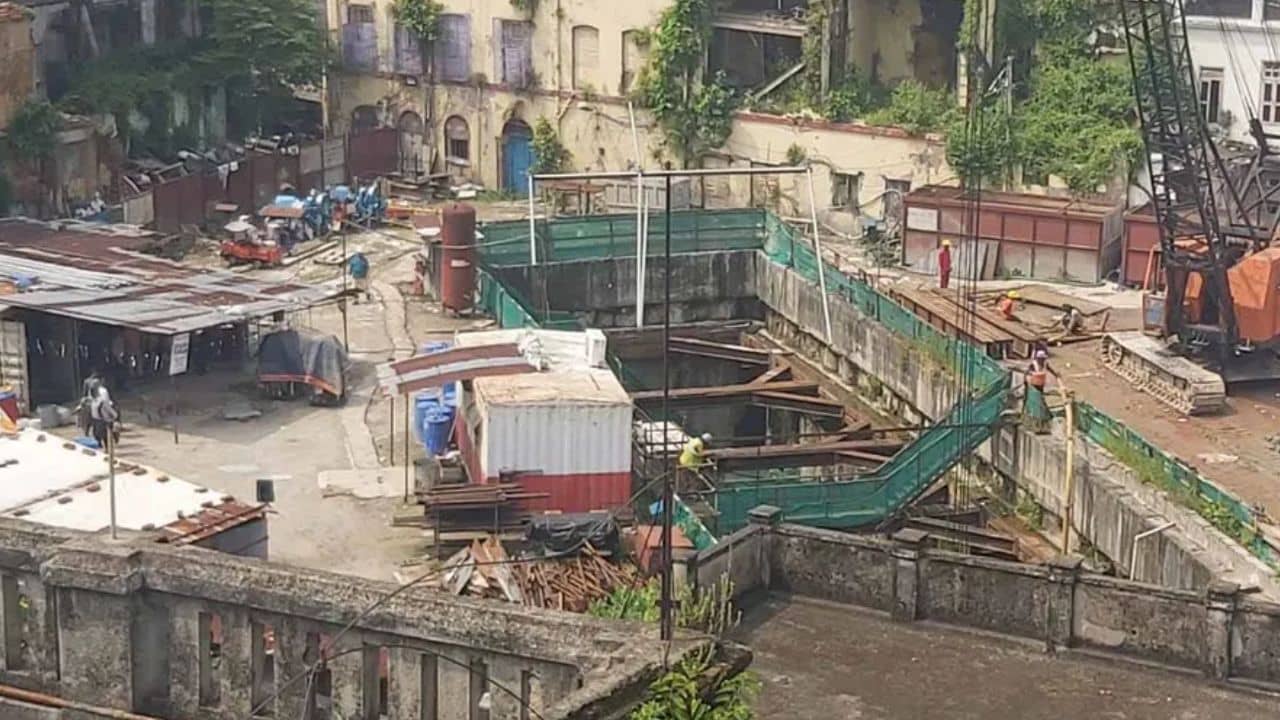 Bow Bazar: বউবাজারে ফের বাড়ি খালির নোটিস মেট্রোর, ফাটলের আশঙ্কায় আগাম সতর্কতা