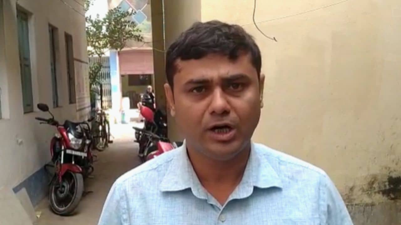 Minor Marriage বিয়ে করতে চাই না, এসে আটকান; বিডিও অফিসে ফোন করে বলল সুন্দরবনের সাহসিনী