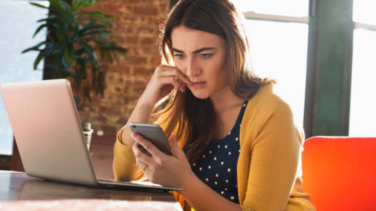 Nail Biting: চাপে থাকলেই দাঁত দিয়ে নখ কাটেন? ছোটবেলার এই অভ্যাস কোনও রোগ নয় তো!