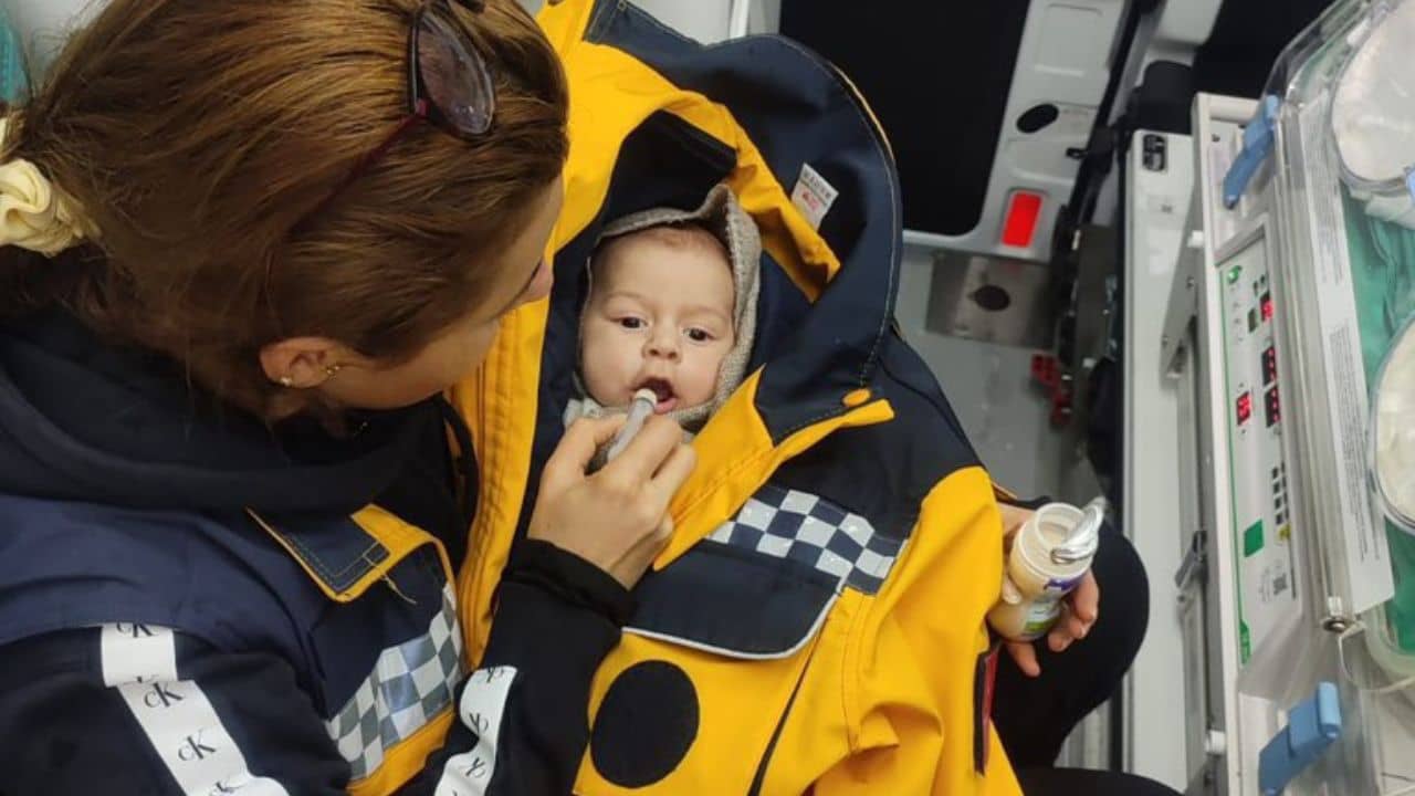 Miracle Baby: রাখে হরি, মারে কে! ভূমিকম্প কেড়েছে মা-বাবাকে, ধ্বংসস্তূপের নীচ থেকে কেঁদে অস্তিত্ব জানাল মিরাকেল বেবি