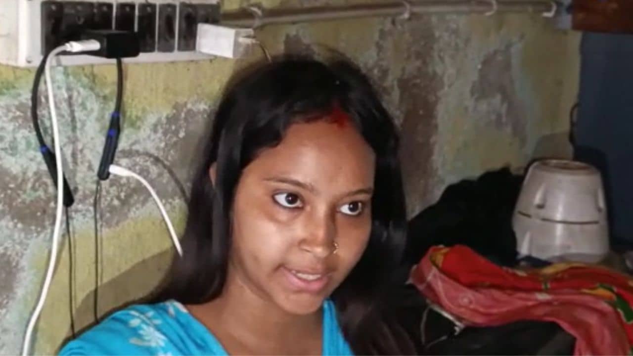 Sreerampore: ছোট্ট ছেলে বাথরুমে, ঘরে বসে বইখাতা দেখছিলেন মা, এরপর যা হল শরীর ঠান্ডা হয়ে যাওয়ার জোগাড়