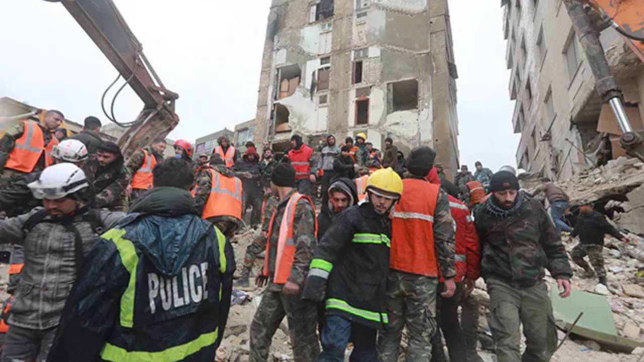 Turkey: ভূমিকম্প বিধ্বস্ত তুরস্কে আটকে ১০ ভারতীয়, জানাল বিদেশ মন্ত্রক