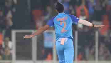 TeamIndia: দ্রাবিড়ের পরামর্শে কাউন্টি ক্রিকেটে ভারতের তরুণ বাঁ হাতি পেসার