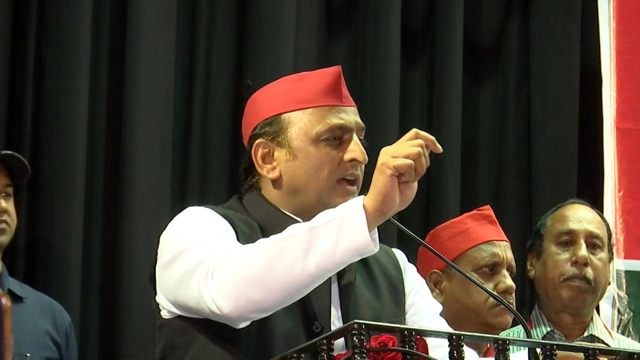 Akhilesh Yadav : ‘ED-CBI কে হাতিয়ার করলে হারাতে হয়েছে দিল্লির মসনদ’, তৃণমূলের ‘পাশে’ দাঁড়িয়ে বিজেপিকে তোপ অখিলেশের