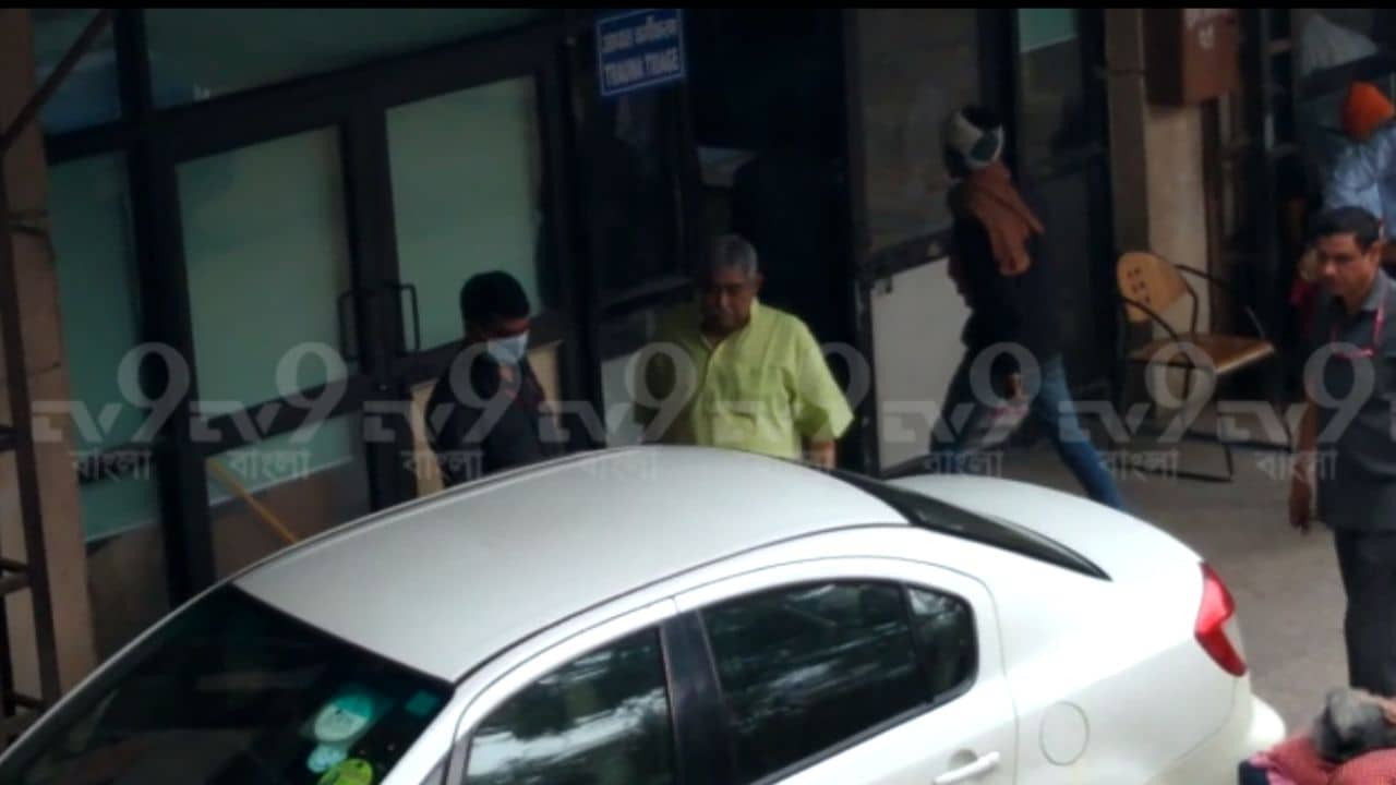 Anubrata Mondal: দু’সপ্তাহ ধরে শুধুই সবুজ পাঞ্জাবি, কোন কূটনৈতিক বার্তা দিচ্ছেন কেষ্ট?