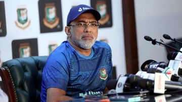Bangladesh Cricket: প্রেস কনফারেন্সের মাঝেই 'ফার্স্ট প্রায়োরিটি' কল, বাংলাদেশ কোচের মন্তব্যে হাসির রোল