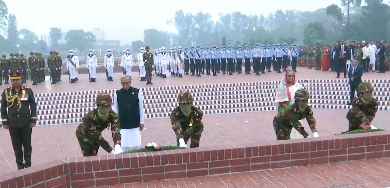 Bangladesh News: বাংলাদেশে জুড়ে পালিত হচ্ছে ৫৩ তম স্বাধীনতা দিবস, শ্রদ্ধা জ্ঞাপন প্রধানমন্ত্রী-রাষ্ট্রপতির