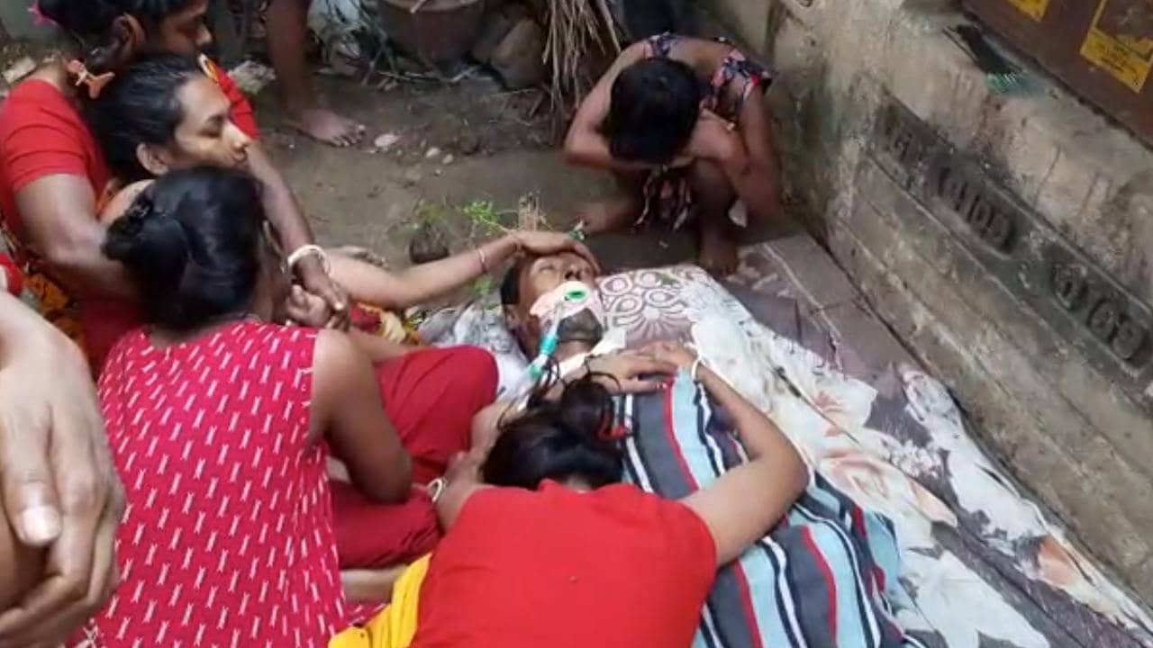 Purba Bardhaman: বেঙ্গালুরুর জেলে বন্দি ছেলে-বউমা-নাতি, বাংলায় ফিরল বৃদ্ধের নিথর দেহ