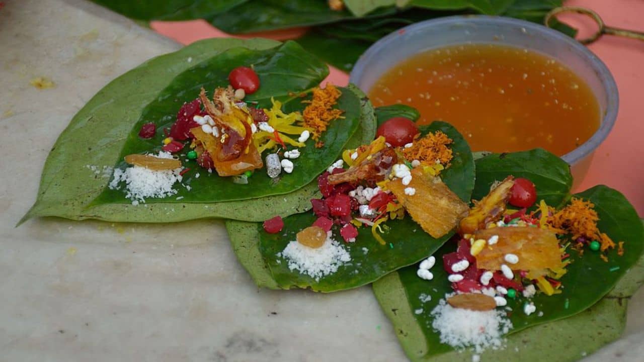 Navratri 2023: চরম অর্থকষ্ট দূর করতে পান পাতায় রাখুন এই ২টি জিনিস, নবরাত্রিতে সম্পদ ও সুখ বাড়বে চর চর করে