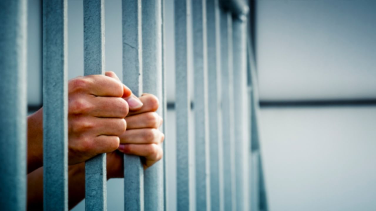 250-year-jail: ২৫০ বছরের কারাদণ্ড, ৪০০০ কোটি টাকার প্রতারণার দায়ে অবিশ্বাস্য সাজা চিটফান্ড মালিকের